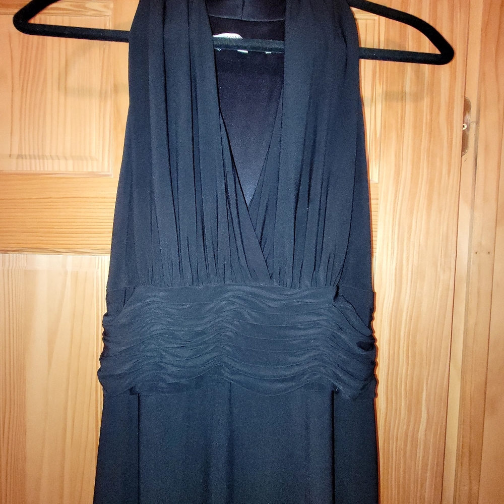 Evan Picone Little Black Dress Sleeveless Halter V-neck Shirred Waist LBD Size 8